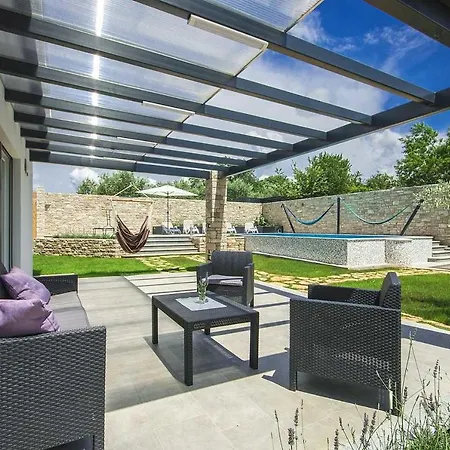 Tatil Evi Crystallina
